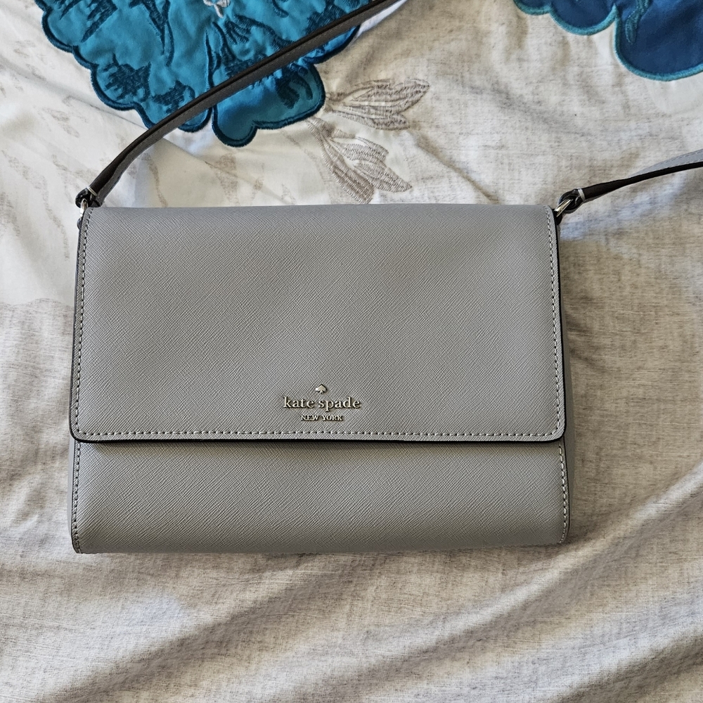 Kate Spade Cove Street Dody crossbody bag and matching wallet set in Nimbus Gray